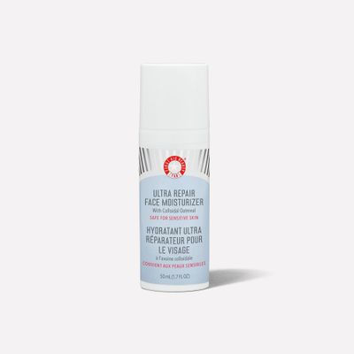First Aid Beauty - Ultra Repair Face Moisturizer, Soothing Face Colloidal Oatmeal, Everyday Lightweight Non-Comedogenic Formula Helps Soften Skin with Ceramides and Shea Butter, 1.7 oz