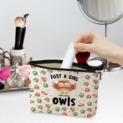 Cute Owls Makeup Bag Owl Gifts for Women Owl Decor Stuff Merch Owl Lovers Gift Funny Christmas Birthday Gifts for Women Animal Lovers Girl Daughter Friend BFF Coworker Sister Travel Toiletry Bag