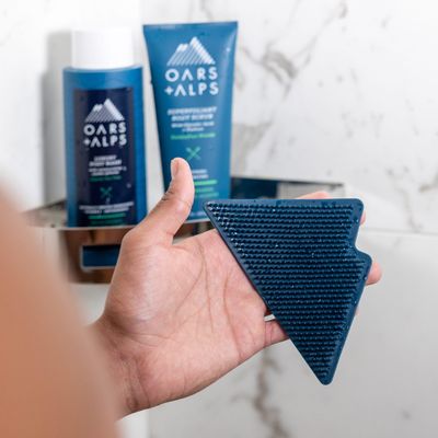 Oars + Alps Silicone Body Scrubber, Gently Exfoliate and Cleanse Skin, Non-Slip Handle Cleansing Brush, Sensitive Skin Friendly, 1 Count