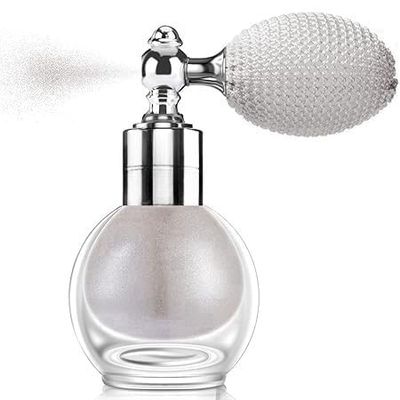 XISJOEM Highlighter Powder Spray, Glitter Body Highlighter Spray for Girls,Shimmer Powder High Gloss Loose Powder Makeup Mist for Body, Hair, Face and Clothing