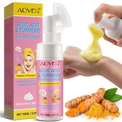 Turmeric Face Wash, Turmeric Facial Cleanser Turmeric Kojic Acid Foaming Cleansing, Deep Cleansing of Facial Skin for Face and Body, Help Balance Skin Oil and Water, Lighten Spots