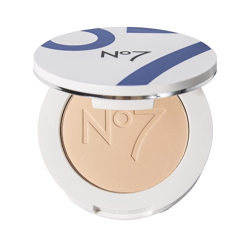 No7 Lift &amp; Luminate Triple Action Powder - Light - Pressed Makeup Setting Powder for Face - Compact Setting Powder Reduces the Appearance of Fine Lines &amp; Enhances Glow (10g)