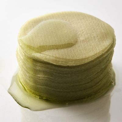 TRICO Green Tea Multi-Tasking Cooling Pad, 3-1 Korean Toner Pads with Depuffing, Cooling &amp; Moisturizing Effects for All Skin Types - Green Tea Water from Jeju Island, Lemon &amp; Honey Extract - 90 Pads