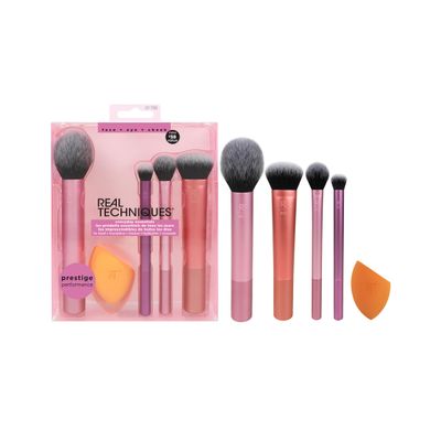 Real Techniques 5 Piece Everyday Essentials Makeup Brush Set, Includes 4 Brushes &amp; Makeup Sponge, For Foundation, Blush, Bronzer, Contour, Eyeshadow, &amp; Powder, Travel Gift Set, Cruelty-Free &amp; Vegan