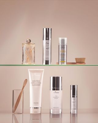 SkinMedica Scar Recovery Gel - Expert Facial Scar Gel for Women, Your Essential Scar Gel Remedy to Minimize the Appearance of Scars on Face and Body, 2 Oz
