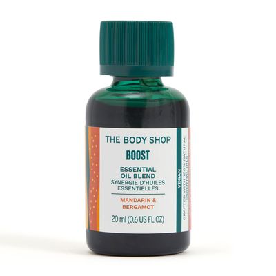 The Body Shop Boost Essential Oil Blend with Bergamot &amp; Mandarin - Recharging - Vegan - 0.6oz