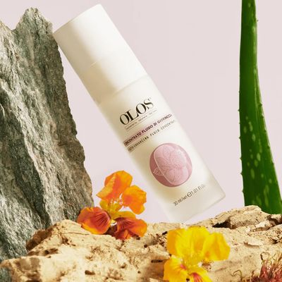 Olos Youth-Enhancing Fluid Concentrate, 1.01 oz - Face Serum with Silky Texture - Brightening Serum for Supple Skin - Anti Aging Serum with Vitamin E