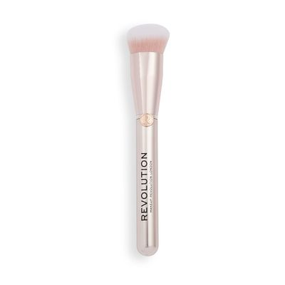 Makeup Revolution Create Angled Foundation Brush, Makeup Brush For Liquid &amp; Cream Foundation, Streak Free Application, Vegan &amp; Cruelty-Free, R8