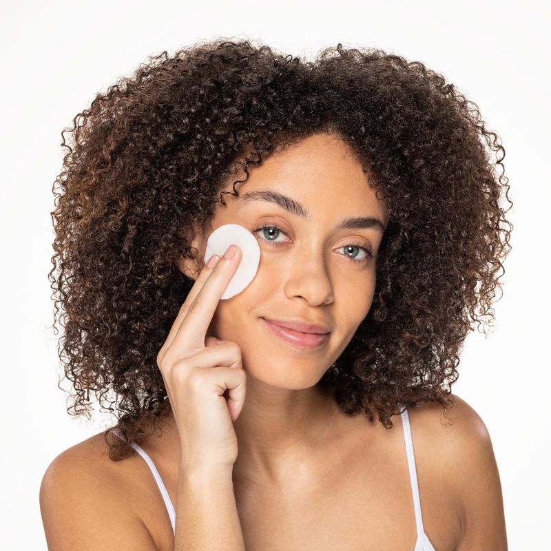 Neutrogena Gentle Oil-Free Eye Makeup Remover &amp; Cleanser for Sensitive Eyes, Non-Greasy Makeup Remover, Waterproof Mascara Remover, Dermatologist &amp; Ophthalmologist Tested, 8 fl. oz