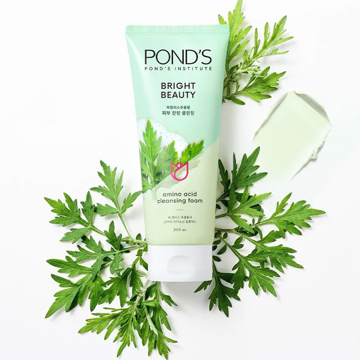 Pond&#39;s Bright Beauty Foam Cleanser (Mugwort) | Gentle Face Wash for Women | Deep Cleansing Formula | Moisturizing &amp; Pure | 17 Amino Acid Complex