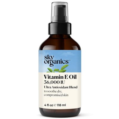 Sky Organics Vitamin E Oil for Face, 36,000 IU Ultra Antioxidant Blend to Deliver Reparative Moisture and Soothe Dry, Damaged &amp; Compromised Skin, 100% Pure Cold-Pressed Facial Oil, 4 fl oz