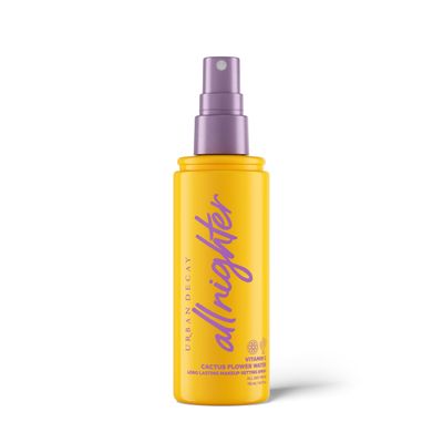 Urban Decay All Nighter Vitamin C Hydrating Makeup Setting Spray for Face (Full Size), Transfer-Resistant, Waterproof, 16 HR Wear, Vitamin C &amp; Cactus Flower Water, Illuminated Finish - 4 fl oz