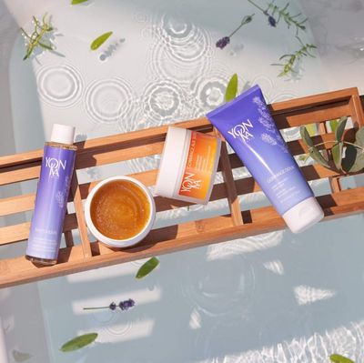Yon-Ka Exfoliating Cream Scrub (200ml) Gommage Doux with Gentle Apricot Kernel and Mango Butter, Remove Dead Skin and Moisturize Dry Skin