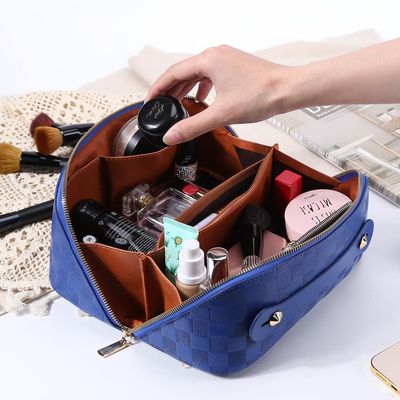 Large Capacity Travel Cosmetic Bag Plaid Checkered Makeup Bag Portable Leather Waterproof Skincare Bag with Handle and Divider for Women 01-Blue
