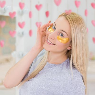 LE GUSHE Under Eye Mask &amp; Under Eye Patches (30 Pairs) - Gold Eye Mask with Amino Acid, Cooling Eye Care for Wrinkles, Puffy Eyes &amp; Dark Circles - Gifts for Women
