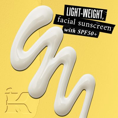 Kiehl's Super Fluid UV Defense Daily Facial Sunscreen SPF 50+, Lightweight Matte Finish, Protects Against UVA/UVB Rays &amp; Pollution, Vitamin E &amp; Baicalin, Non-comedogenic, Paraben-free - 4.2 fl oz