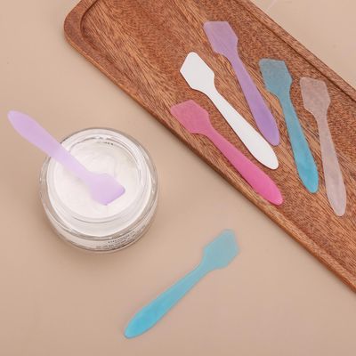 Tbestmax 300 PCS Mini Cosmetic Spatulas 3.2" x 0.6" Disposable Makeup Spatulas Plastic Spatulas Facial Creams Skin Care Spatulas Multicolor