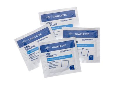 Medline Alcohol-Free Moist Towelettes, Individually Wrapped, Perfect for Travel and On-the-Go, Pack of 100