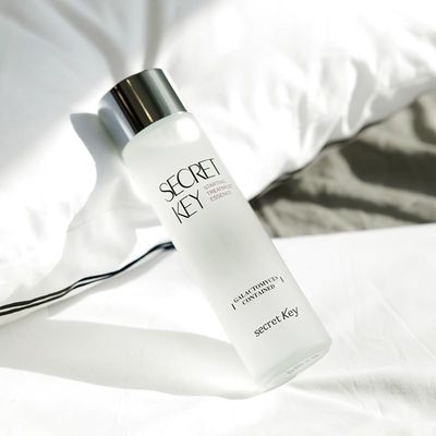 SECRETKEY Starting Treatment Essence, Nourishment &amp; Hydration, Wrinkle care, Contained 95% Galactomyces Ferment Filtrate 5.24 fl. Oz. / 155ml, Natural Ingredients, Essence for Sensitive Skin