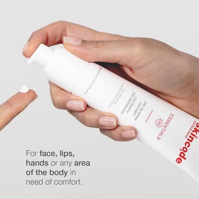 Skincode 24h De-Stress Comfort Balm | Cica, CM-Glucan, Red Algae, Hyaluronic Acid, Shea Butter | Hydrating Skin Care Face Moisturizer, Face Lotion | Fragrance-Free, Vegan & Cruelty-Free face care 50ml