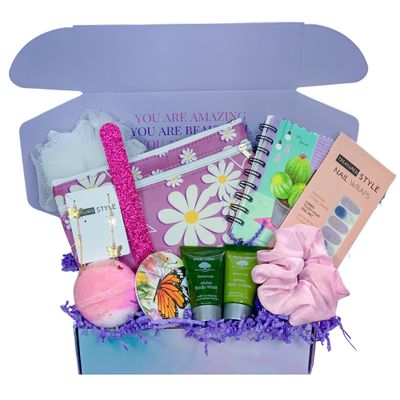 Teen Girl Gift Box, Daughter Birthday Gift, Granddaughter Valentines, Valentine Gift For Tween, Teen Girl Care Package, Teen Girl Easter Present, Get Well Soon Gift For Teen Girl, Trendy Girl Stuff