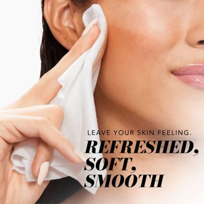 Younique YOUOLOGY Cleansing Cloths | 36 Cloths | Makeup Remover Wipes with Vitamin E, Jojoba, and Olive Oil | Gentle, Conditioning Facial Wipes for Refreshing Skin Care
