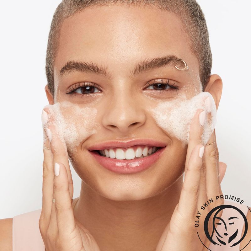 Olay Total Effects Revitalizing Foaming Facial Cleanser, 5.0 fl oz (pack of 3)
