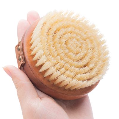 Walnut Wood Wet &amp; Dry Body Brush Ultimate Body Brush for Wet and Dry Use - Shower and Bath Body Exfoliator for Removing Dead Skin Cells and Cellulite, Firming and Stimulating Blood Circulation