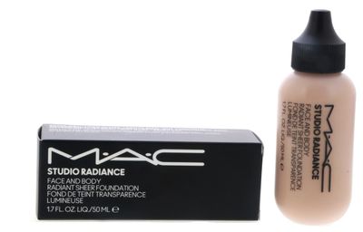 Mac Studio Radiance Face &amp; Body C2 50ml/1.7 Oz