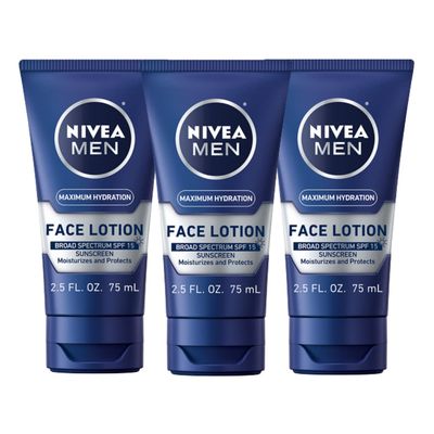 NIVEA MEN Maximum Hydration Face Lotion, Face Lotion with Broad Spectrum SPF 15 Sunscreen for Men, 3 Pack of 2.5 Fl Oz Tubes