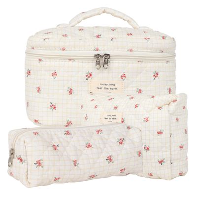 Pink Floral Makeup Bag for Women Teen Girl, 3 Pcs Quilted Cosmetic Bag, Flowers Cotton Make up Bag Set, Large Travel Coquette Cosmetic Bag, Aesthetic Cute Toiletry Organizer Skincare Bag