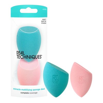 Real Techniques Miracle Mattifying Makeup Sponge Duo, Matte Finish, Cloud Skin, Full Coverage Foundation &amp; Powder Makeup Blending Sponges for Oily Skin, Cruelty &amp; Latex-Free Foam, 2 Count