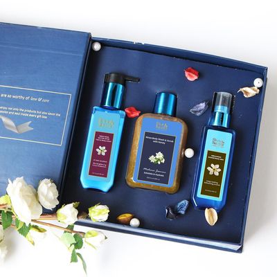 Premium Ayurvedic Beauty Gift Set for Women &amp; Men | Blue Nectar Body Lotion, Body Wash &amp; Body Mist with Herbal Ingredients | Ideal Christmas Holidays Gift for Mom,Dad, Girlfriend,Boyfriend &amp; Coworkers