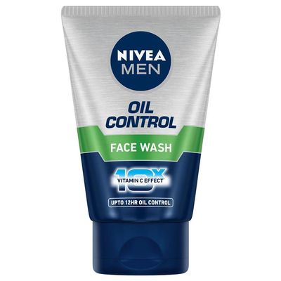 Nivea Men Oil Control Face Wash (10X Whitening), 100Gm 100Ml