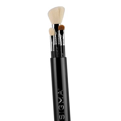 Sigma Beauty Travel Essential Trio - Makeup Brush Set for Foundation Powder Eyeshadow - 3 Tool Brushes with Brush Tin Holder - Skin Safe, Vegan Makeup Brushes for Travel - Black