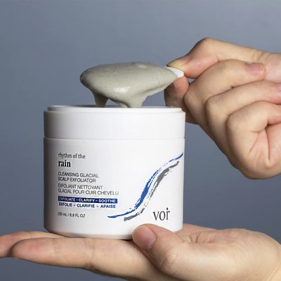 Voir Haircare Rhythm of the Rain Cleansing Glacial Scalp Exfoliator 6.8 Fl Oz