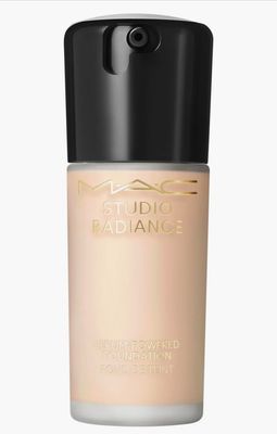 MAC Studio Radiance Serum Powered Foundation NW10