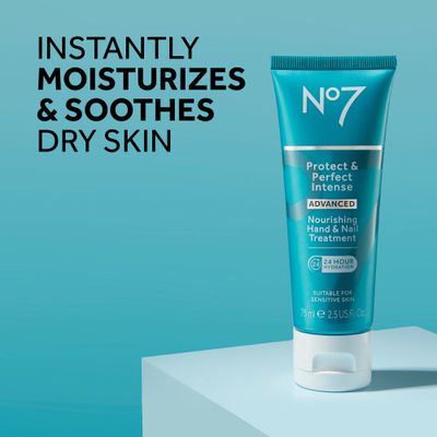 No7 Protect &amp; Perfect Intense Advanced Nourishing Hand and Nail Cream - Anti Aging Hand Cream with Vitamin B5 - Contains Matrixyl 3000+ Collagen Peptide Anti Wrinkle Technology (75 ml)