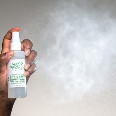 Mario Badescu Setting Facial Spray Mist with Aloe & Coconut Water, Refreshing and Hydrating Makeup Spray, Alcohol Free, Fragrance Free, Dye & Sulfate Free, 4 Fl Oz