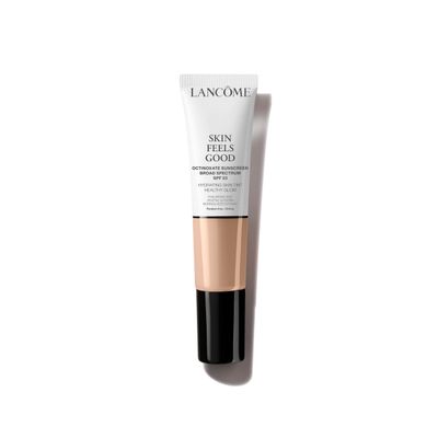 Lancme Skin Feels Good Hydrating Tinted Moisturizer with SPF 23 - Oil-Free &amp; Lightweight Foundation - Sheer Coverage with Healthy Glow Finish - 025W Soft Beige