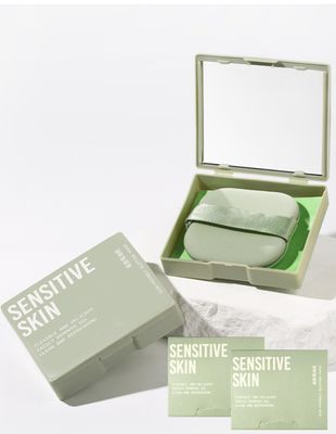 Oil Blotting Paper - 300 Sheets w/Mirror, Puff &amp; Refills, Absorbs Excess Face Oil, Controls Shine, Gentle for Makeup Use.