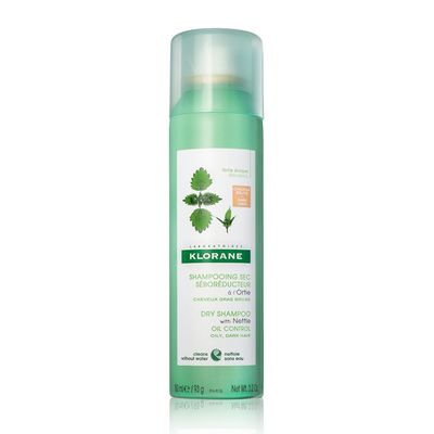 Klorane Dry Shampoo With Nettle and Natural Tint, Nettle for Brunette, Oily Hair and Scalp, Regulates Oil Production, Paraben &amp; Sulfate-Free, 3.2 oz (Pack of 1)