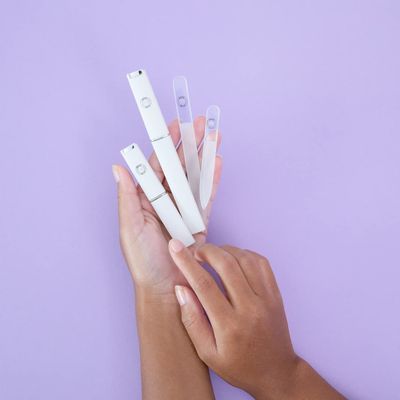 Malva Belle Best Crystal Glass Nail File for Women - Nail File &amp; Travel Case - Nail File Set - Heavy Duty Nail File for Natural Nails, Gel - Professional Nail Shaper - Nail Essentials - White 3mm