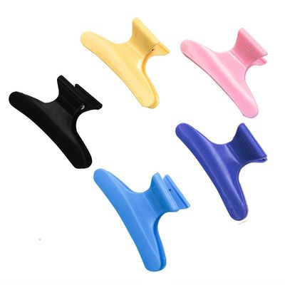 A Set of 12pcs Assorted Color Plastic Butterfly Sectioning Styling Hair Clips Butterfly Clamps Non-slip Chic Styling Claw Hair Clips Hair Salon Accessories (assorted color)