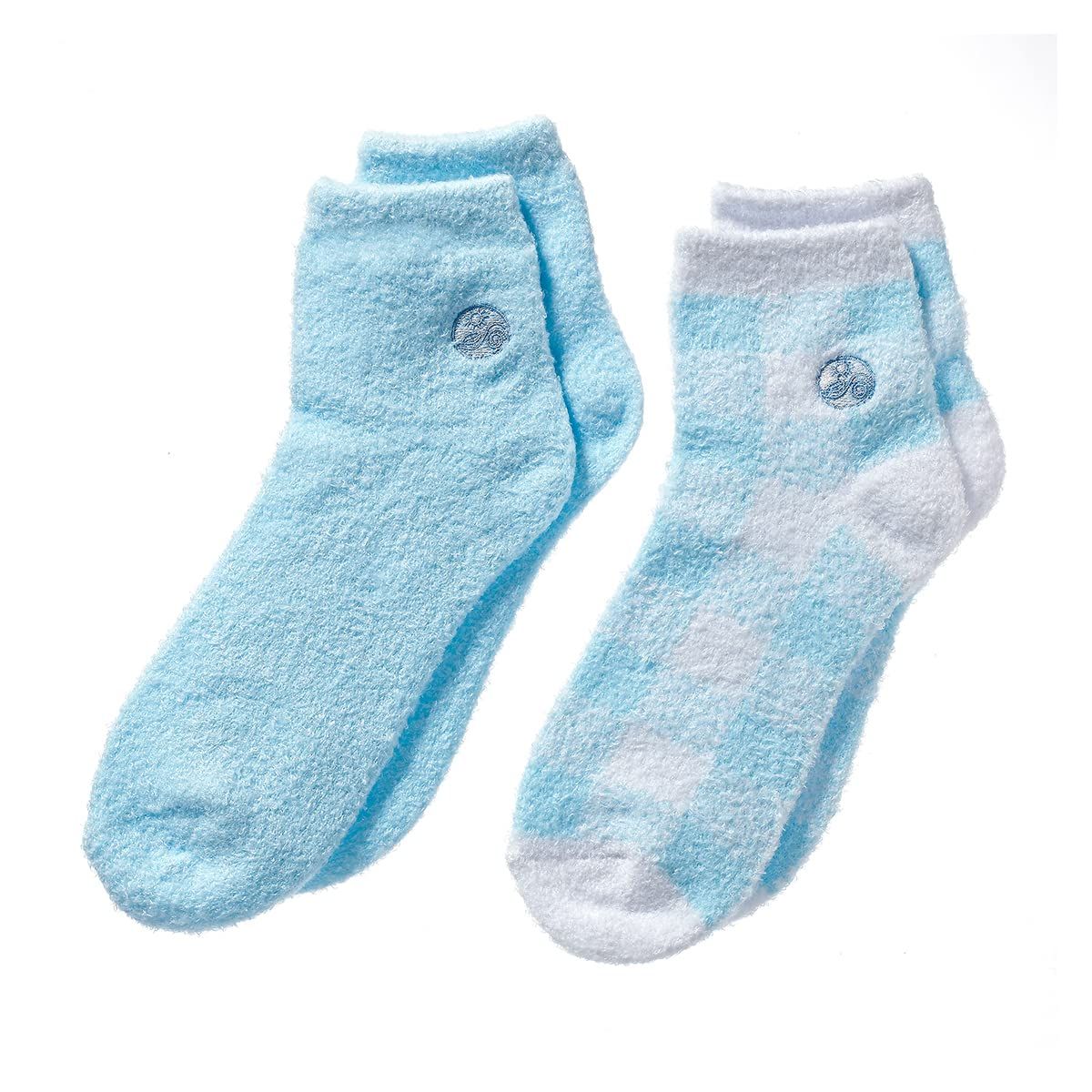 Earth Therapeutics Aloe Vera Socks - Infused with Natural Aloe Vera &amp; Vitamin E - Helps Dry Feet, Cracked Heels, Calluses, Dead Skin - Use with Your Favorite Lotions - Blue Plaid