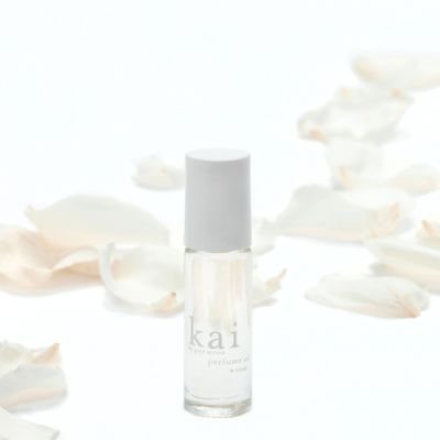 kai perfume oil. rose absolute, gardenia wrapped in white exotic flowers, layered with rose absolute. eau de perfume roll-on oil, 1/8 fl oz., vegan, cruelty free, made in the usa