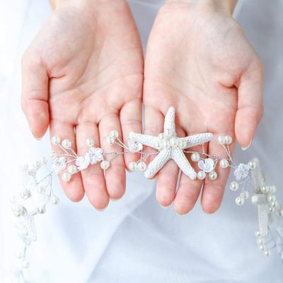 Unicra Starfish Bride Wedding Hair Vine Pearl Bridal Headband Headpiece Beach Wedding Hair Accessories for Women and Girls (A Silver)