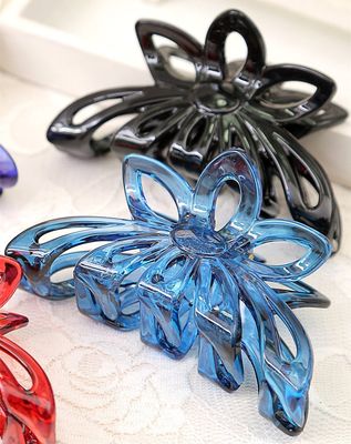 Prettyou 3.5 Inches Plastic Large Clip Hair Claws for Women, Pack of 4