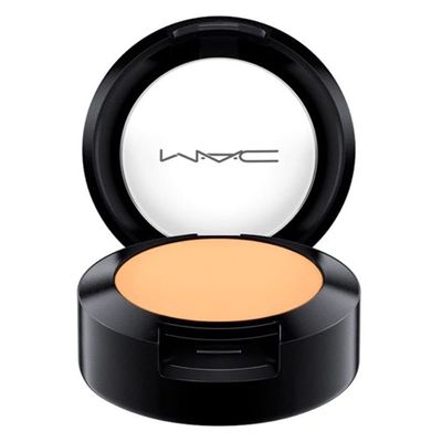 MAC STUDIO FINISH SPF 35 CONCEALER - Shade NC25