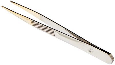 Mundial Gold Pointed Tweezers for Ingrown Hair Removal